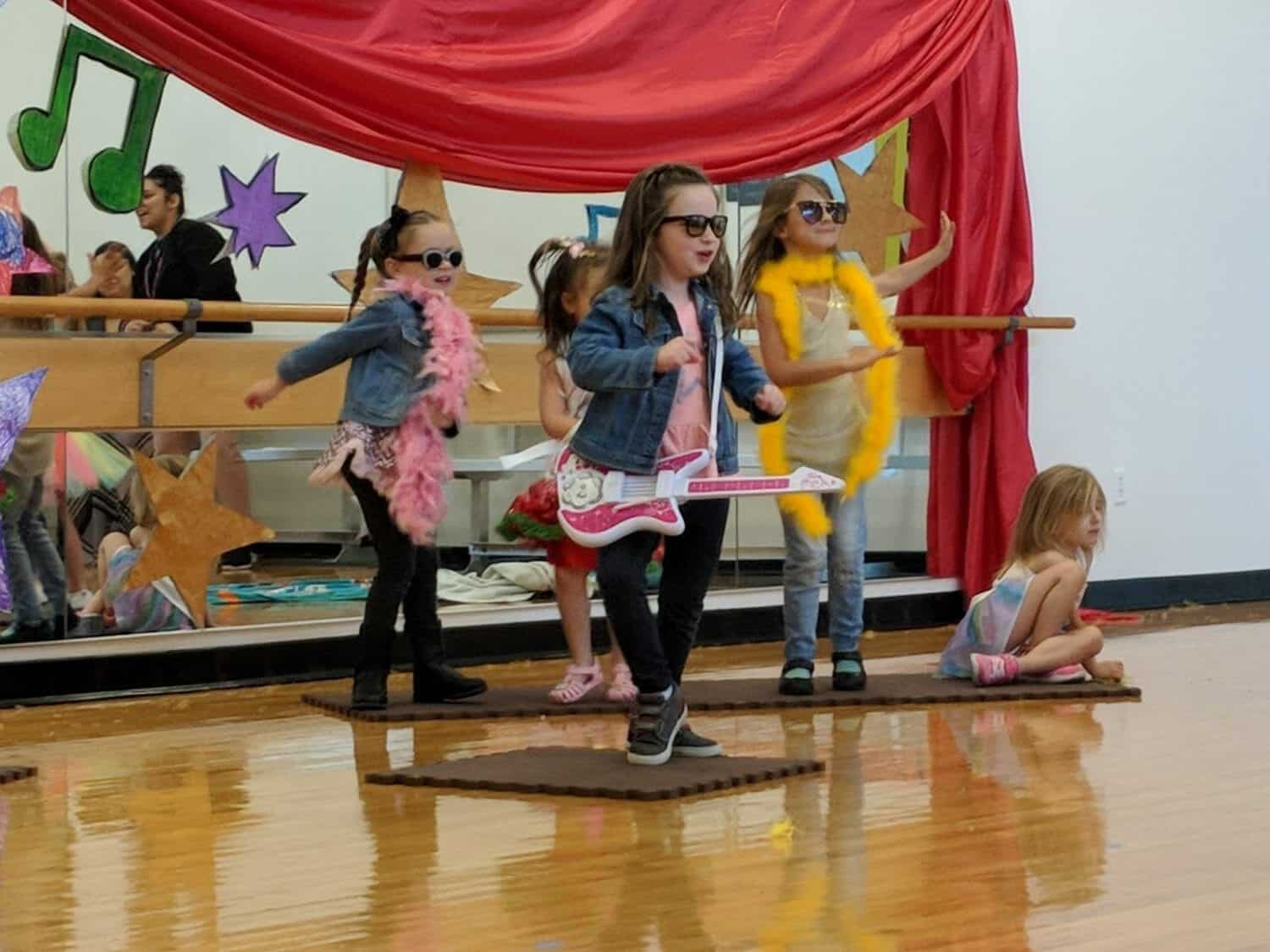 Littlest actors summer arts camp performance pic