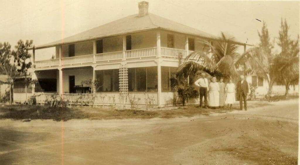 Bloom’s Hotel, Dania, on the Dixie Highway, c. 1920.